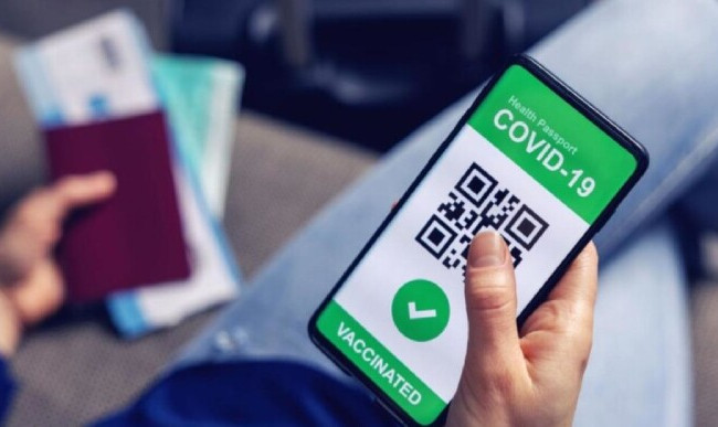 В чому різниця між COVID-сертифікатом та міжнародним свідоцтвом про вакцинацію: що показувати у транспорті