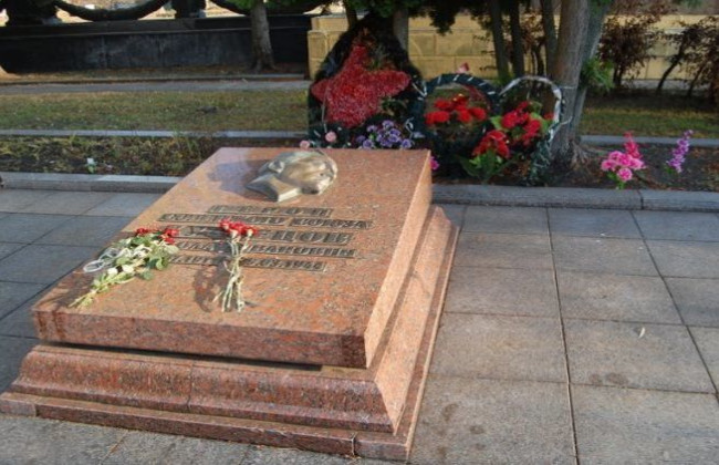 Суд зобов'язав Львів передати останки агента НКВС в Росію, але мер міста відмовився