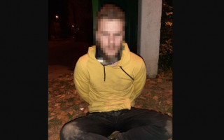 В дом заместителя Ермака бросили «коктейль Молотова»: подробности нападения