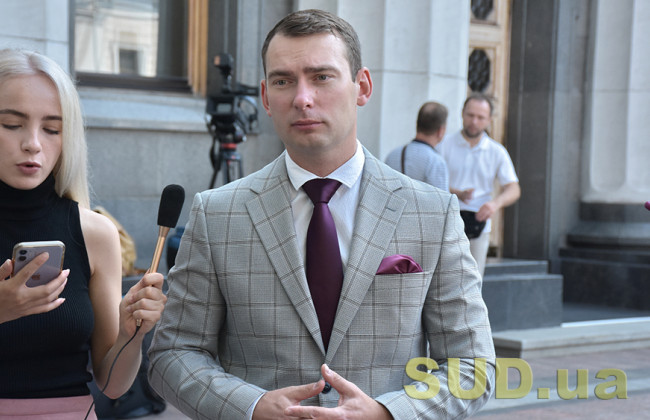 Во фракции «Голос» утверждают, что уволили Ярослава Железняка, но он и партия это отрицают