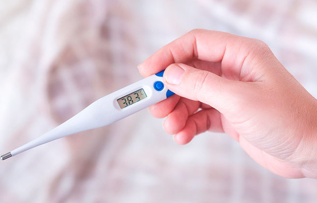 Врач объяснила, при каком симптоме коронавируса нужно сразу обращаться к врачу