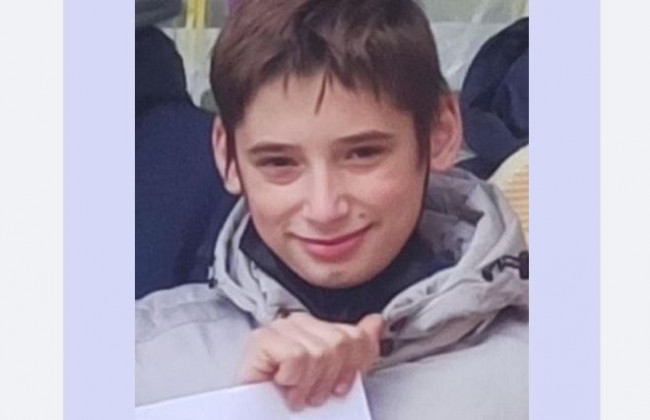 Пішов гуляти на вулицю та загадково зник: у Києві розшукують школяра