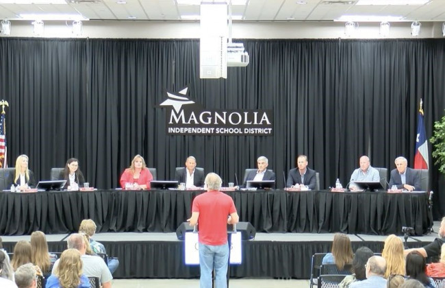 Школьники Техаса подали в суд из-за запрета длинных волос для мальчиков