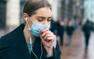 Достаточно пройти мимо больного: раскрыли степень заразности штамма «Дельта»