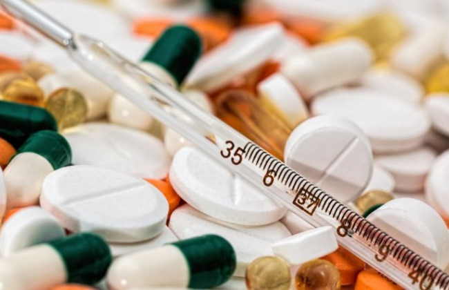 Одной только аптечки недостаточно: что нужно иметь дома при коронавирусе