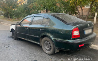 У Києві двоє молодиків підпалювали автомобілі «на замовлення»: деталі