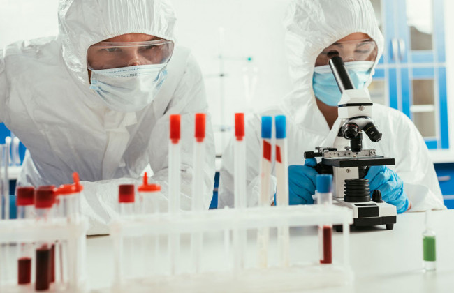 Вспышка штамма «Дельта»: назвали симптомы, при которых показана госпитализация