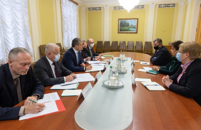 Україна і Британія обговорили підготовку візиту Зеленського до Лондона