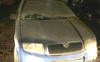 У Києві чоловік із помсти обстріляв та підпалив авто знайомого