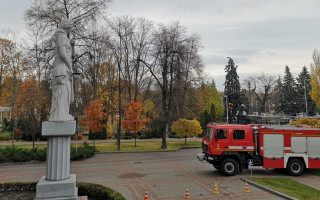 У будівлі Київського апеляційного суду шукають вибухівку