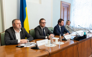 У Зеленського обговорили судову реформу разом із іноземними послами та РСУ