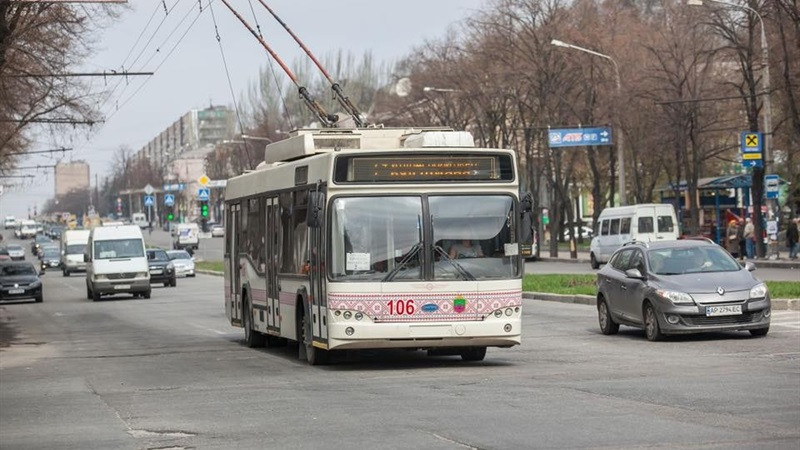 В Запорожье вводят ограничение на проезд в транспорте: что изменится