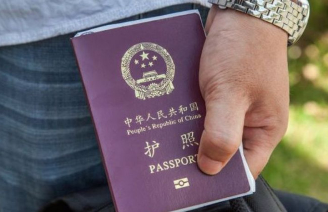 Восьмий ААС передав громадянина Китаю на поруки громадських організацій