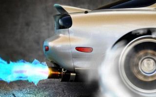 Штраф в 1000 долларов за громкий выхлоп автомобиля: где так наказывают водителей