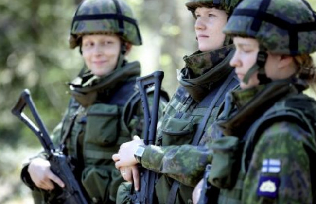 Обязательный для женщин: что в Финляндии хотят сделать с военным призывом