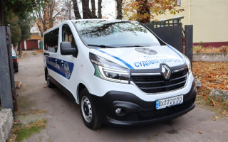 На Хмельниччині біля суду сапери знешкодили підозрілий предмет