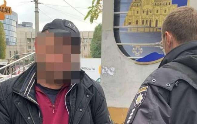 В Киеве бывший коп жестоко убил товарища: почти полсотни ножевых ранений