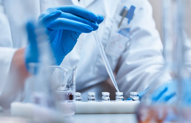 В чем разница между иммунитетом у привитых и переболевших COVID-19