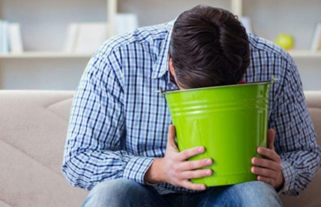 Удушье и тошнота: штамм «Дельта» на 30% обновил свои симптомы