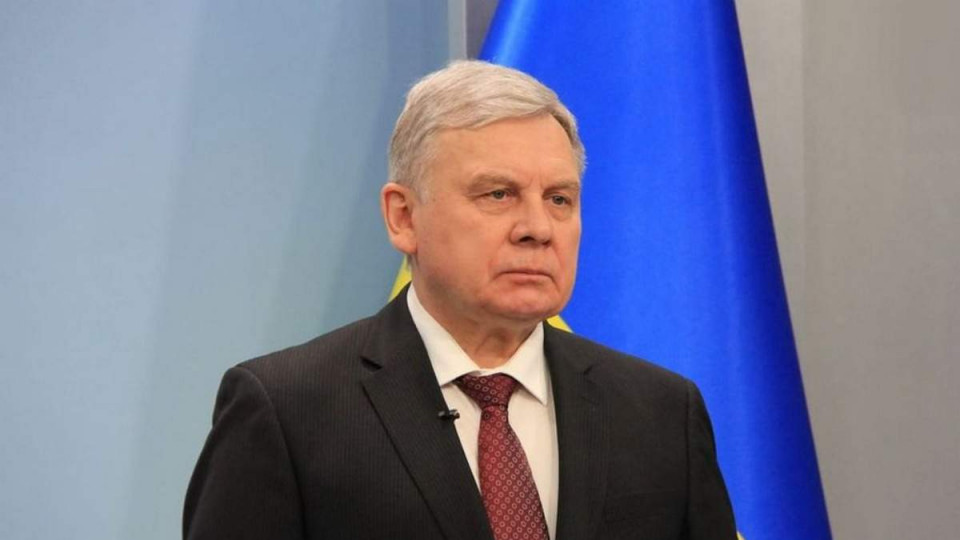 Комитет Рады рекомендует принять отставку министра обороны Тарана