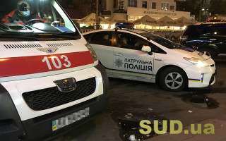 Смяло под грузовик авто с пассажирами: видео жуткого ДТП