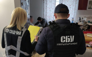 Сертифікати про вакцинацію за 40 євро: поліція викрила групу осіб у Львові