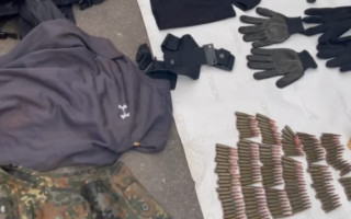 На Київщині двоє росіян пограбували бабцю: викрали гроші та ювелірні вироби