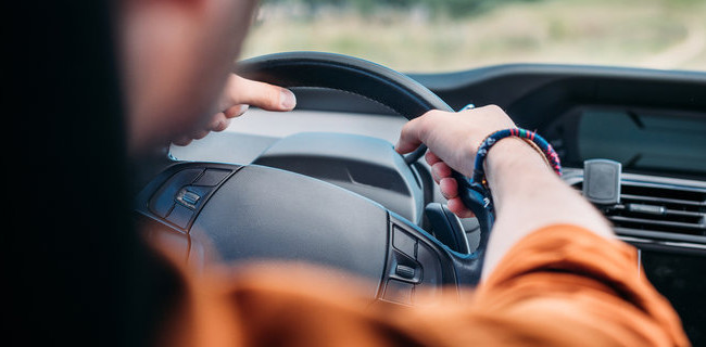 Посвідчення водія з доставкою: як отримати права поштою