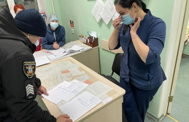 В Николаеве родственники COVID-больной штурмовали больницу: Минздрав проверит информацию
