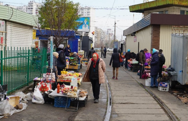 На местах стихийных свалок в Киеве установили камеры