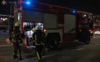 В Киеве загорелся торговый центр: детали