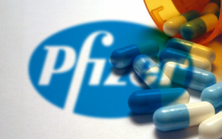 Израиль планирует применение таблеток компании Pfizer от COVID-19