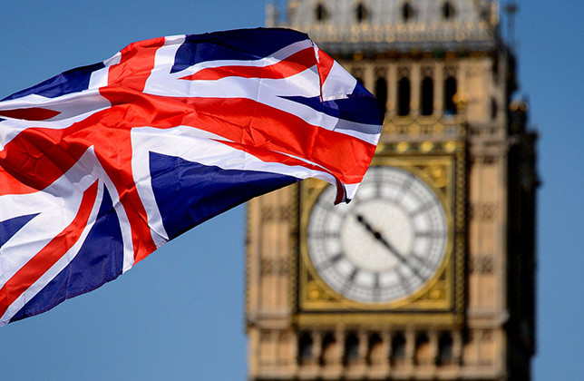 Англия откроет границы для вакцинированных препаратами от Sinovac, Sinopharm и Covaxin