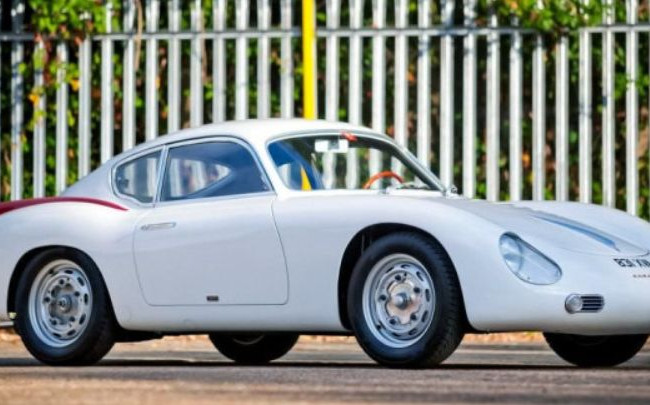 Неизвестный заплатил полмиллиона евро за копию загадочно пропавшего авто, фото