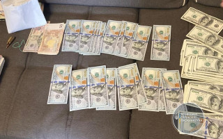 Посадовців пенсійного фонду на Донеччині викрили на шахрайстві