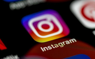 Instagram поверил мошеннику в смерть главы и заблокировал его аккаунт