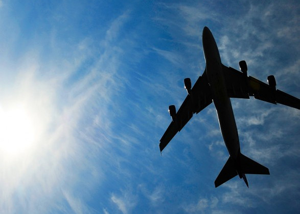 РНБО ввела санкції проти трьох літаків, які незаконно літали в окупований Крим