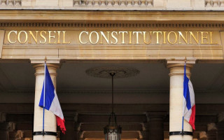 Конституционный совет Франции признал законным продление использования ковид-сертификатов
