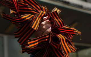 В Латвии окончательно запретили использовать георгиевские ленты