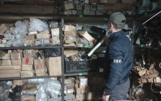 На Дніпропетровщині переправляли за кордон обладнання для військових літаків