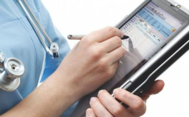 Особи, в прізвищі яких є апостроф, фактично не в змозі користуватись е-лікарняними, — 5ААС