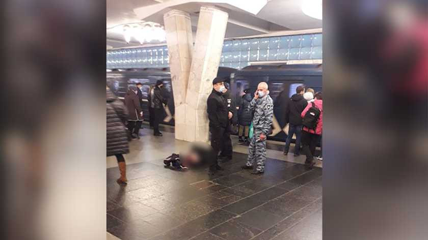 Внезапная смерть: в харьковском метро умер пассажир, подробности