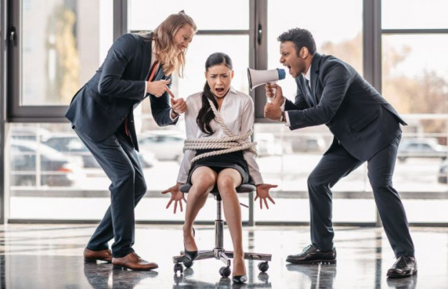 Мобінг може стати підставою для розірвання трудового договору та виплати вихідної допомоги: законопроект