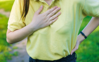 Назвали самый опасный симптом коронавируса