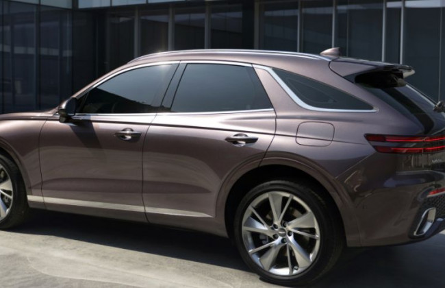 От легковушки до кроссовера: назвали лучшие автомобили года