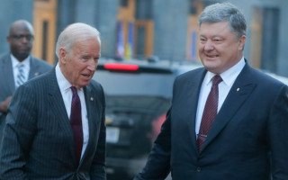 «Пленки Деркача»: НАБУ и ГБР закрыли дела о разговорах Байдена и Порошенко