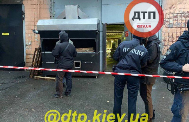 В Киеве произошел несчастный случай на производстве: погибли рабочие