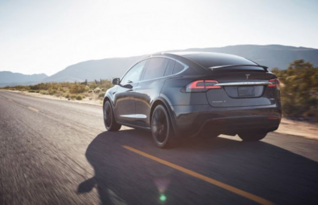 Эксперты объяснили низкую надежность автомобилей Tesla