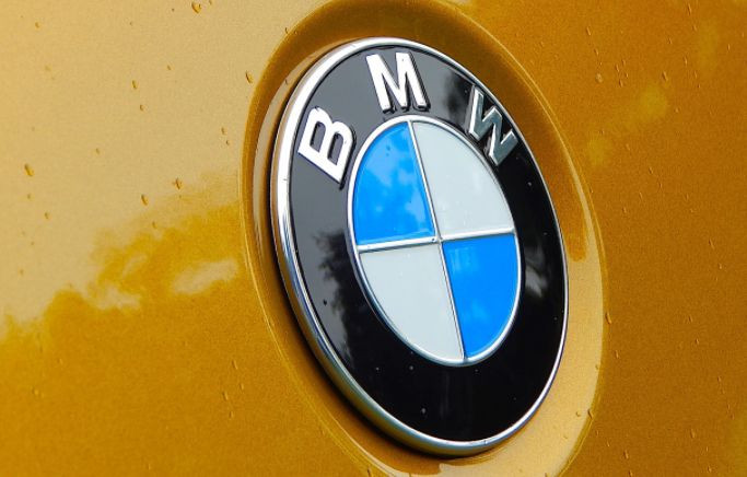 Украинец подал в суд на BMW: обвиняет компанию в дискриминации