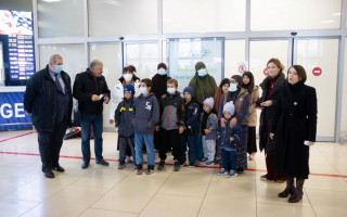 Перебували в сирійському таборі: до України евакуювали ще 14 громадян